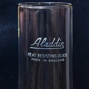 Редкость!!! Винтажная Керосиновая Лампа с Матовым Стеклянным Плафоном «Aladdin» Англия 50гг.