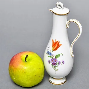 Коллекционный Фарфоровый Соусник - Кувшинчик «Мейсенские цветы», MEISSEN Германия.