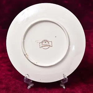 Антикварная Тарелка «Почтовый экипаж», Фаянс Sarreguemines, Франция конец XIX века.