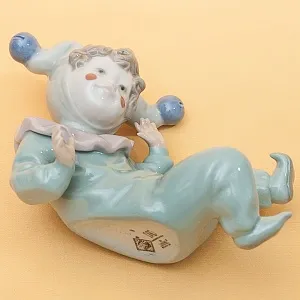 Фарфоровая статуэтка «Маленький Клоун - JANGLES». NAO by Lladro, Испания - 1988 год.