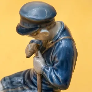 Фарфоровая Статуэтка «Мальчик - Пастух» ROYAL COPENHAGEN,  Дания, 50 -е годы ХХ века.