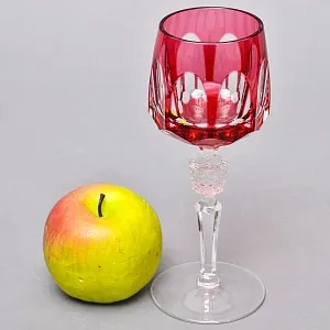 Хрустальный Бокал для вина розового цвета серия «ANTIKA», NACHTMANN Германия, 70 -е годы. 