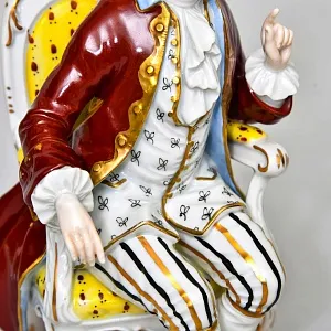 Коллекционные Парные статуэтки «Дама и Кавалер. Светская беседа», Фарфор SP Dresden, Германия.