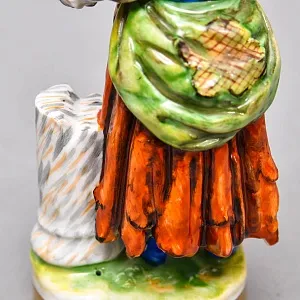 Коллекционная Фарфоровая Статуэтка «Девочка - танцовщица собирает монеты», VOLKSTEDT Германия -50 гг.