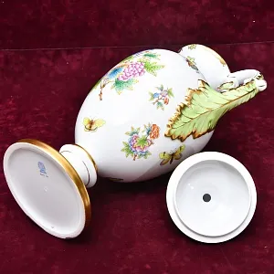 Большой Фарфоровый Вазон - Ваза с крышкой из коллекции «Victoria», HEREND Венгрия.