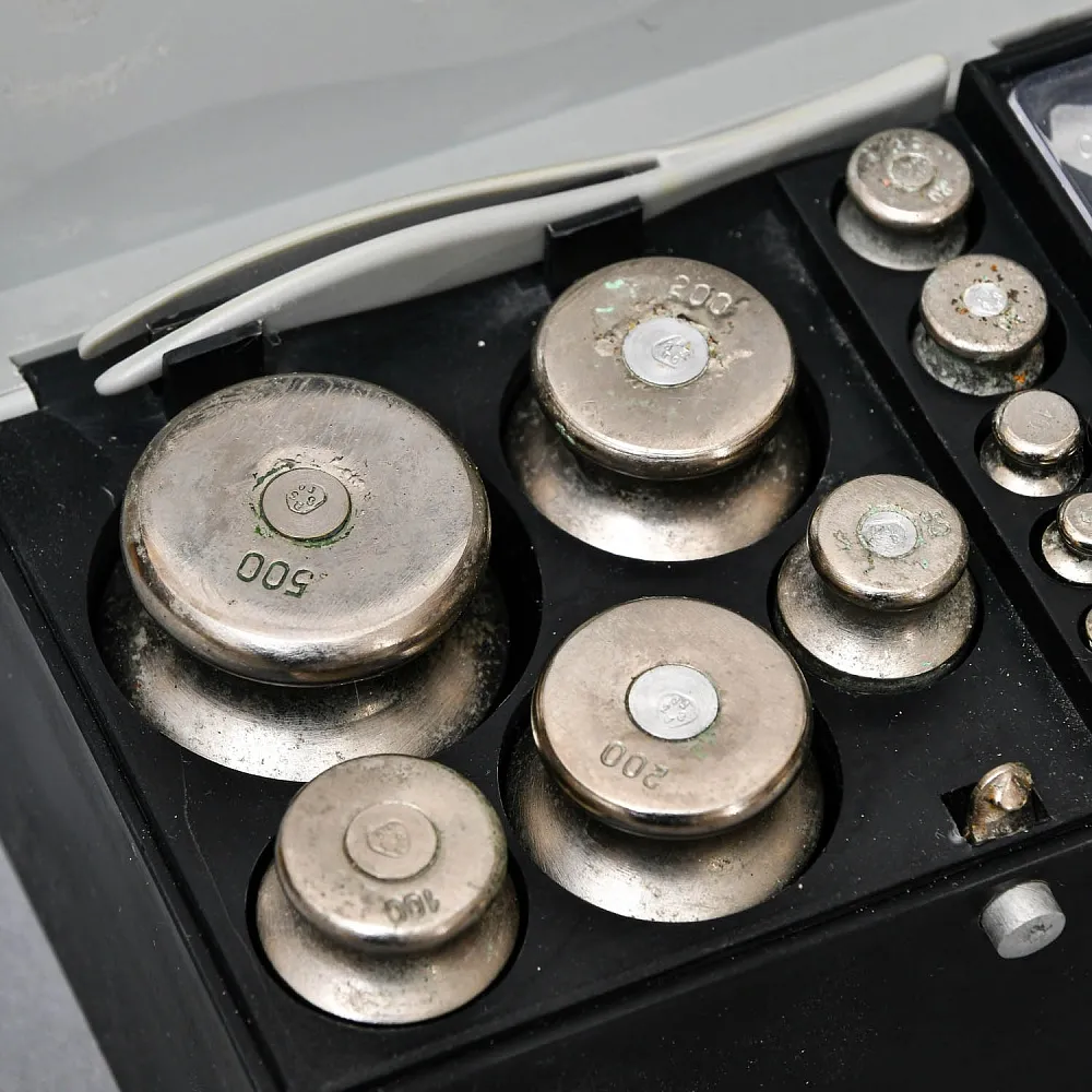 Винтажный Набор Гирь и Разновесов для Весов, Аптек и Химкабинетов, НМИЗ СССР -1983 г.