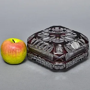 Хрустальная Шкатулка - Конфетница - Орешница, VAL SAINT LAMBERT Бельгия середина ХХ века.
