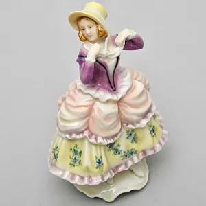 Редкость! Винтажная Фарфоровая Статуэтка «Девушка в шляпке», Karl Ens Германия, первая половина ХХ в.