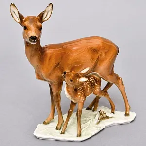 Коллекционная Фарфоровая статуэтка «Олениха с олененком», Hutschenreuther Германия.