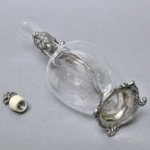 Роскошный Старинный Хрустальный Графин - Декантер в стиле Модерн, Франция первая половина ХХ века.