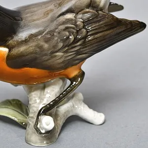 Коллекционная Фарфоровая статуэтка «Птица - Американский дрозд», Hutschenreuther Германия. 