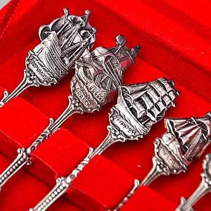 Сервировочный Набор Коллекционных  Десертных Ложек «Парусные Корабли», Silverplate Германия.
