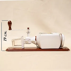 Старинная Настенная Ручная Механическая Кофемолка «IDEAL» Бельгия.