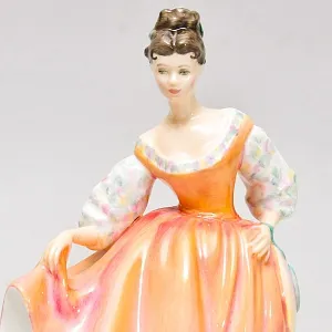 Коллекционная Фарфоровая статуэтка «Прекрасная Леди», Royal Doulton Англия.