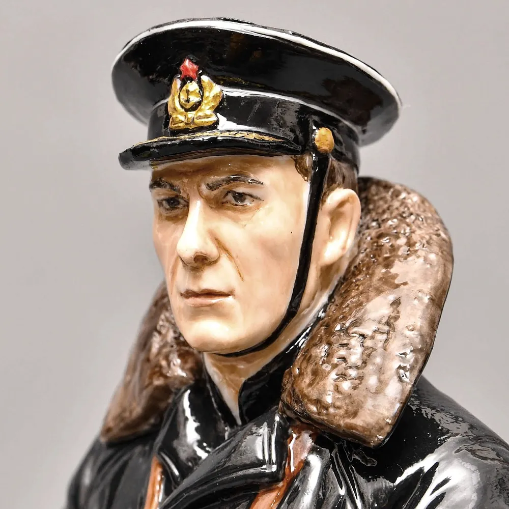 Коллекционная Авторская Статуэтка «Адмирал СССР - Головко А.Г.», фарфор, Россия. 