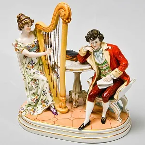 Антикварная Статуэтка «Арфистка и Кавалер - Репетиция», фарфор Scheibe - Alsbach, Германия.