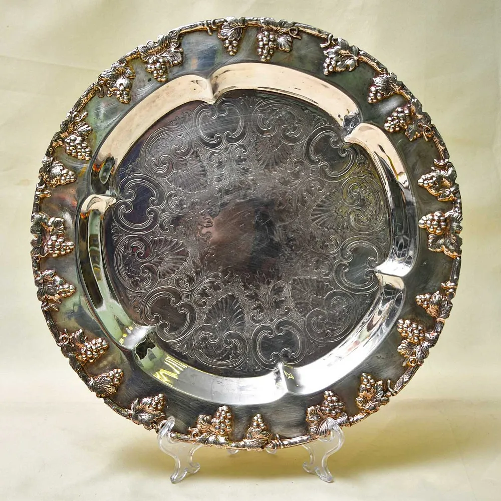 Антикварный Поднос для сервировки и подачи готовых блюд, Мелталл Silverplate. SHEFFIELD Англия.