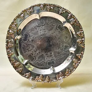 Антикварный Поднос для сервировки и подачи готовых блюд, Мелталл Silverplate. SHEFFIELD Англия.