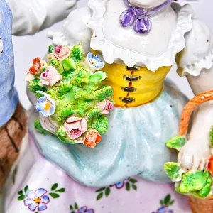 Коллекционная Фарфоровая статуэтка «Маленькие Садовники», SITZENDORF Германия, середина ХХ века.