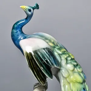 Коллекционная Фарфоровая статуэтка «Птица. Павлин на ветке», Kaiser Германия, середина ХХ века. 