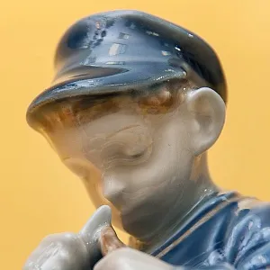 Фарфоровая Статуэтка «Мальчик - Пастух» ROYAL COPENHAGEN,  Дания, 50 -е годы ХХ века.