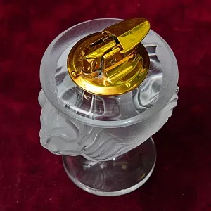 Хрустальная Настольная Газовая Зажигалка «Лев - Царь зверей», Франция, Лалик / Laligue, вторая половина ХХ века. 