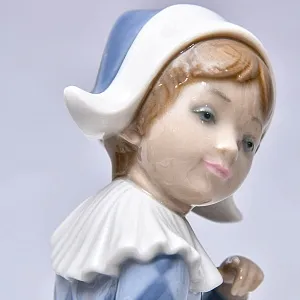 Коллекционная Фарфоровая статуэтка «Маленький Арлекин B», Lladro Испания, 1980 - 1985 годы.