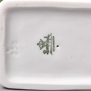  Антикварная Фарфоровая статуэтка «Девочка с утками», ROSENTHAL Германия, первая половина ХХ века.