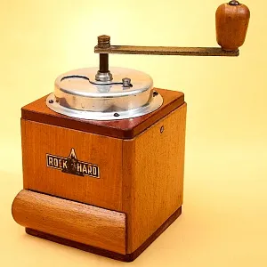 Коллекционная Ручная Механическая Кофемолка ROCK HARD, США - середина ХХвека.