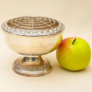 Антикварная Ваза для розовых бутонов «Rose Bowl», Silverplate, SHEFFIELD Англия - первая половина ХХ века.