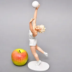 Коллекционная Фарфоровая статуэтка «Девушка Волейболистка», Schau Bach Kunst Германия, 1953 - 1958 годы. 