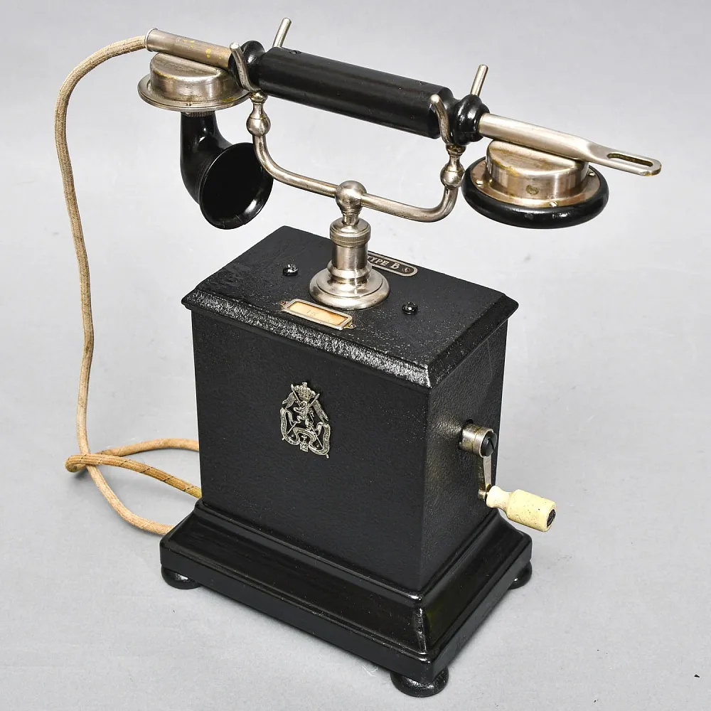 Старинный Настольный Телефонный аппарат - Телефон «LM Ericsson & Со», Бельгия -1905 год.