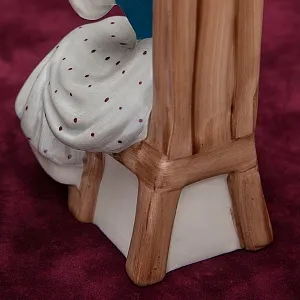 Фарфоровая Статуэтка «Золушка» , Киевский ФЗ - 90 -е годы ХХ века.