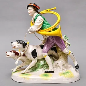 Антикварная Фарфоровая статуэтка «Псовая охота»,  VOLKSTEDT Германия, 1915 - 1934 годы. 