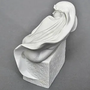 Коллекционная Фарфоровая статуэтка «Девушка, Знак Зодиака - Рыбы», Royal Copenhagen Дания.