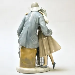 Редкость!!! Коллекционная Фарфоровая Статуэтка «ПОЦЕЛУЙ», Lladro Испания -1974 год.