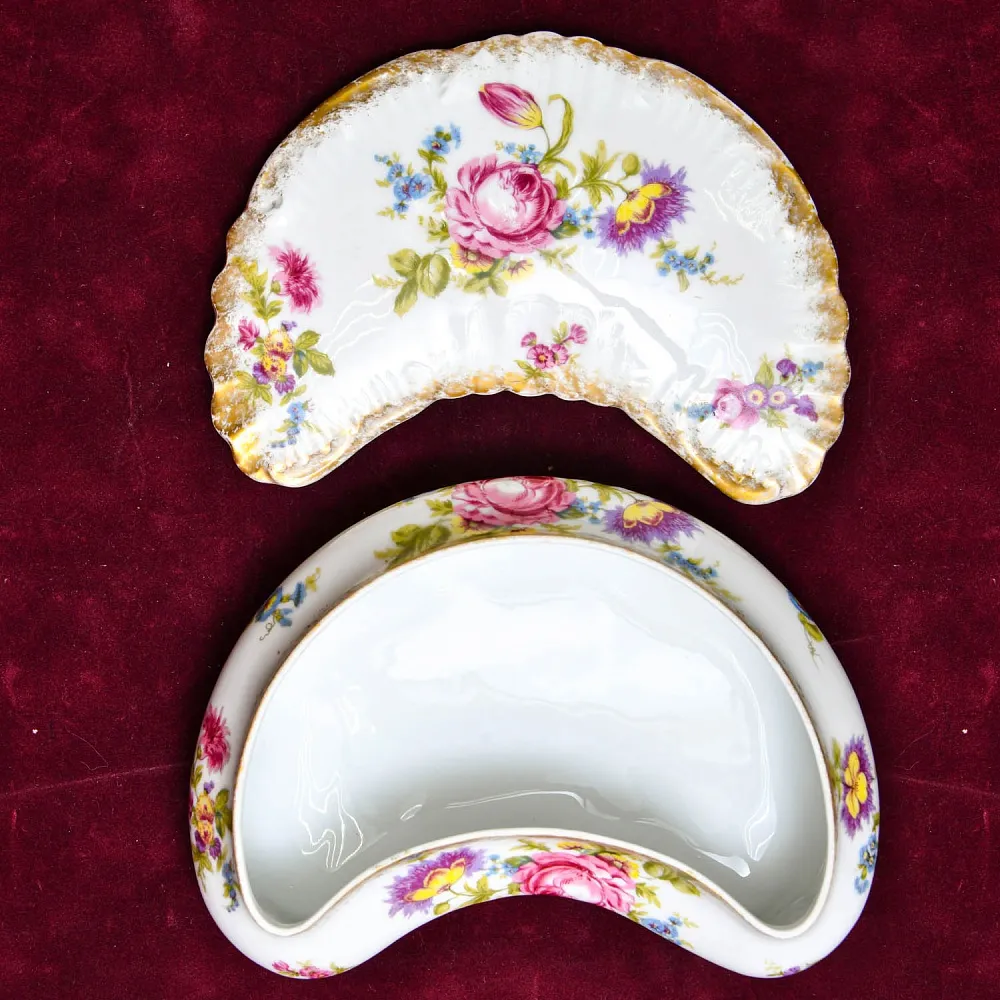 Антикварная Фарфоровая Шкатулка - Бонбоньерка «Летние мотивы». Франция начало ХX века.