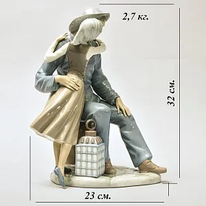 Редкость!!! Коллекционная Фарфоровая Статуэтка «ПОЦЕЛУЙ», Lladro Испания -1974 год.