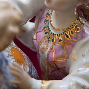 Редкость! Авторская Роспись - Фарфоровая Статуэтка «РУСЛАН И ЛЮДМИЛА» РОССИЯ ДФЗ Дулево.