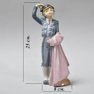 Коллекционная Фарфоровая Статуэтка «Маленький Матадор», Lladro Испания - 1980 год.