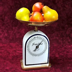 Редкость! Антикварные Кухонные Фарфоровые Весы на 10 кг. KRUPS IDEAL, Германия -1915 год.