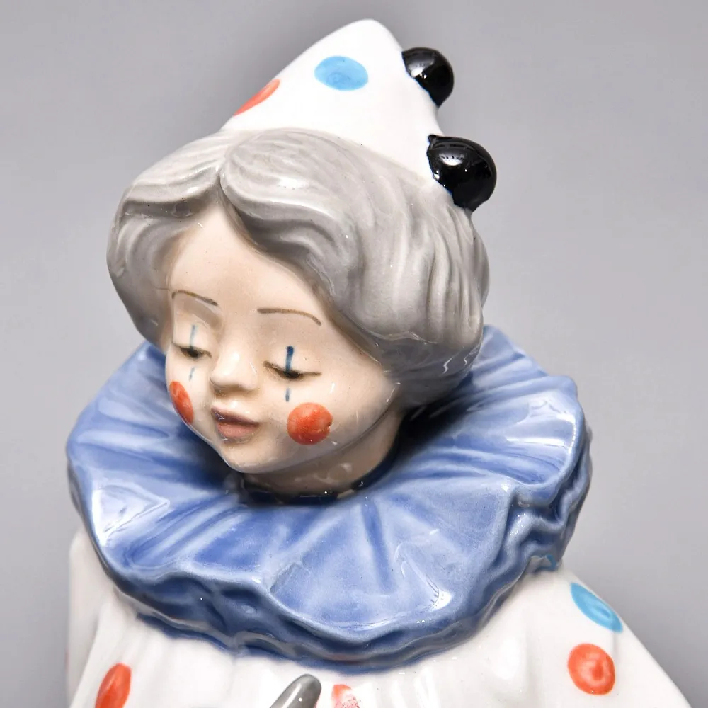 Фарфоровая статуэтка «Клоун с cаксофоном», TENGRA Испания, вторая половина ХХ века.