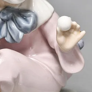 Коллекционная Фарфоровая статуэтка «Клоун - фокусник», NAO by Lladro Испания.