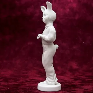 Коллекционная Авторская Статуэтка «Мой Зайчик» из серии «Детский Утренник», фарфор ИФЗ, Россия.