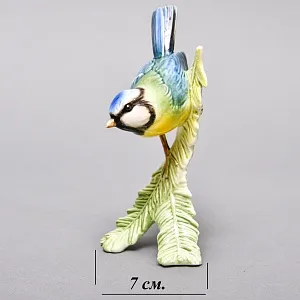 Коллекционная Фарфоровая статуэтка «Птица - Синица на еловой ветке», Goebel Германия -1979 год. 