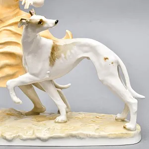 Коллекционная Фарфоровая статуэтка «Девушка с собаками - левретками», Hutschenreuther Германия.