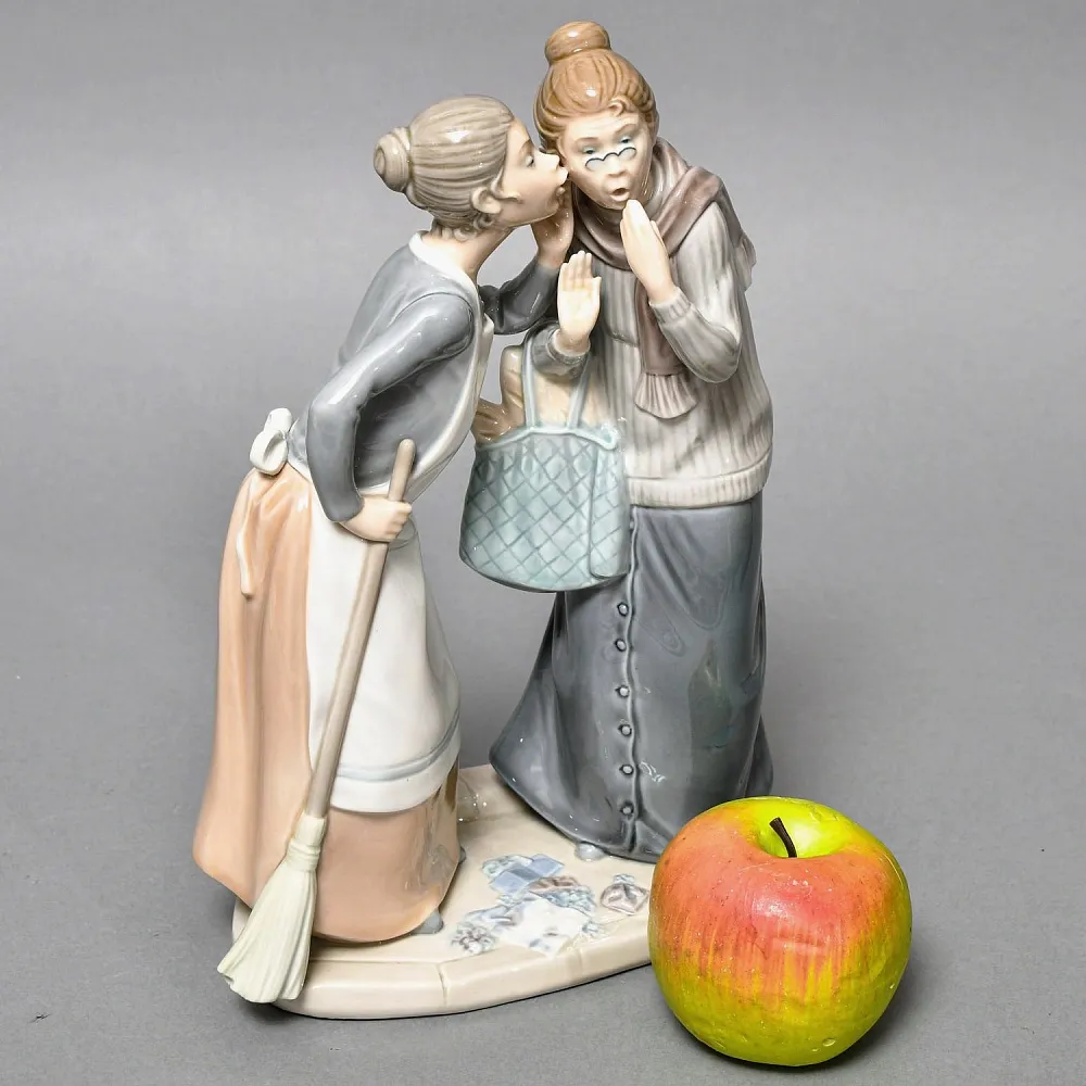  Коллекционная Фарфоровая статуэтка «Сплетницы», Lladro / Лядро Испания, 1978 - 1985 годы.