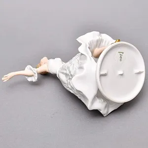 Большая Коллекционная Фарфоровая статуэтка «Танцовщица», ВАЛЕНДОРФ - WALLENDORF  Германия.