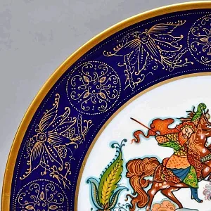 Коллекционное Блюдо - Тарелка «Мифы, сказания. Чингисхан - Завоеватель» Фарфор, Hutschenreuther Германия. 