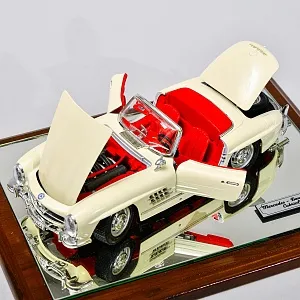 Коллекционная Металлическая Модель «Автомобиль - Mercedes-Benz 300 SL Cabriolet» Германия.